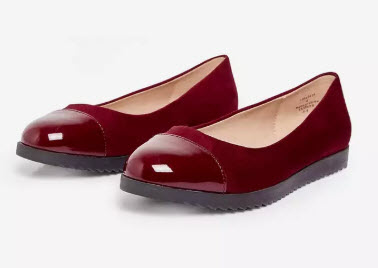 Dorothy Perkins burgundy peaky pumps