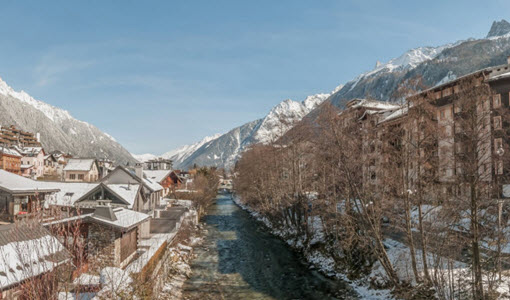 Outside View of La Riviere