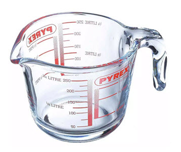 Small Pyrex Jug 
